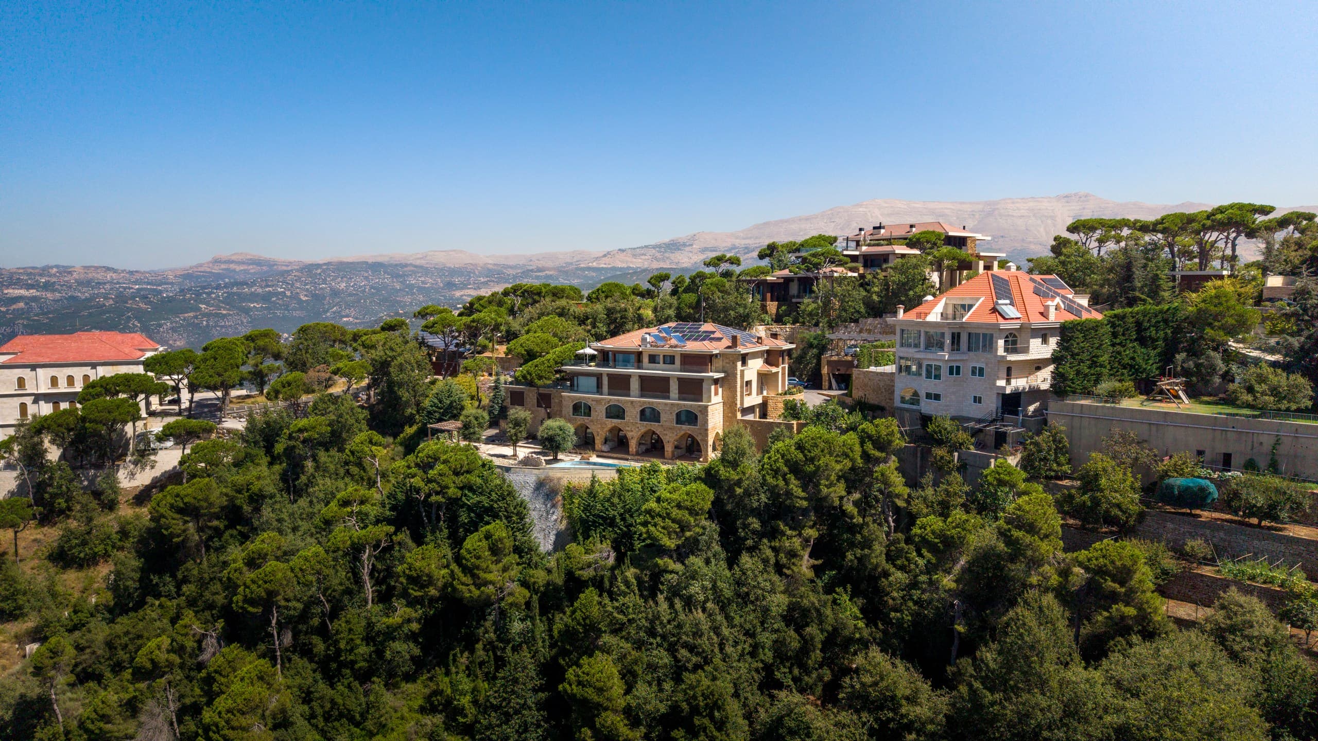 Rahbani Residence — image 2 of 4