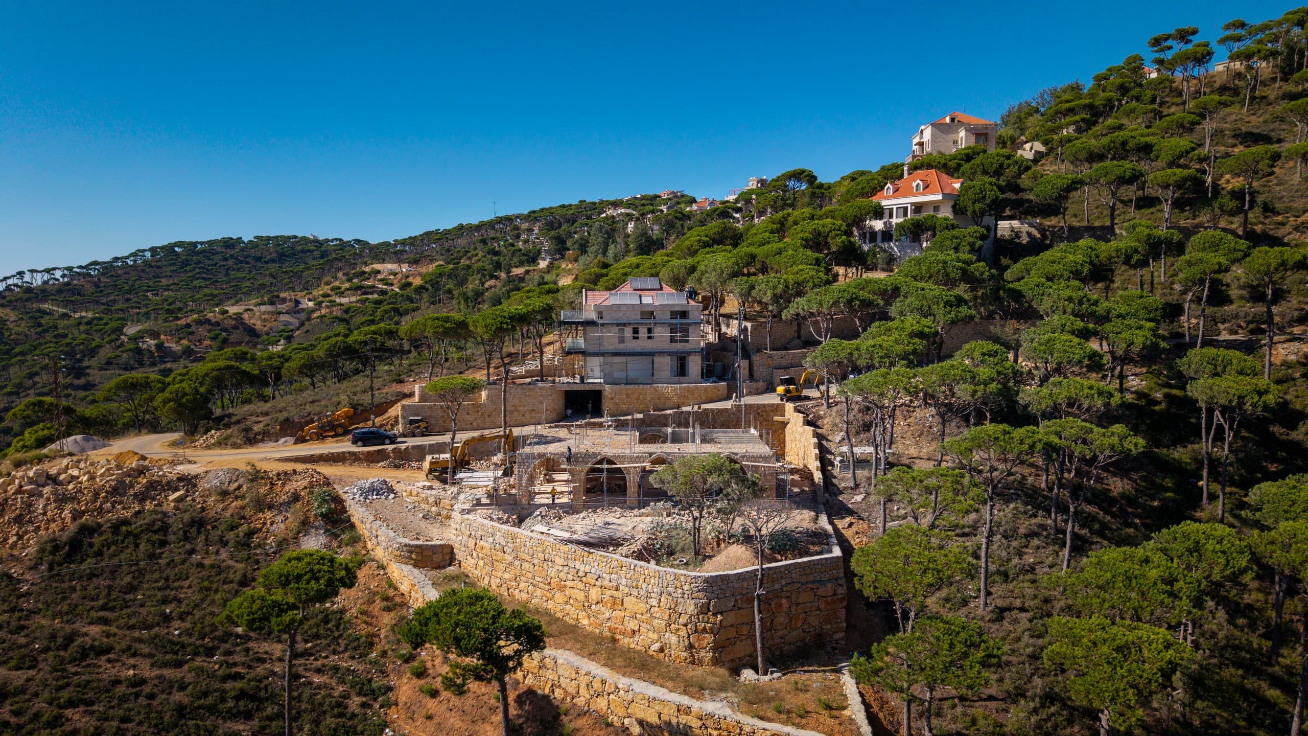 Dhour Choueir 2237 — image 3 of 4